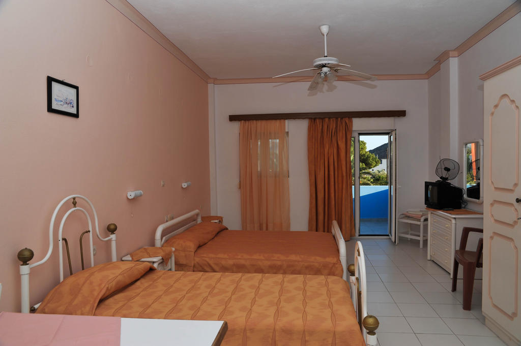 Efstathia Hotel Xirokambos  Bilik gambar
