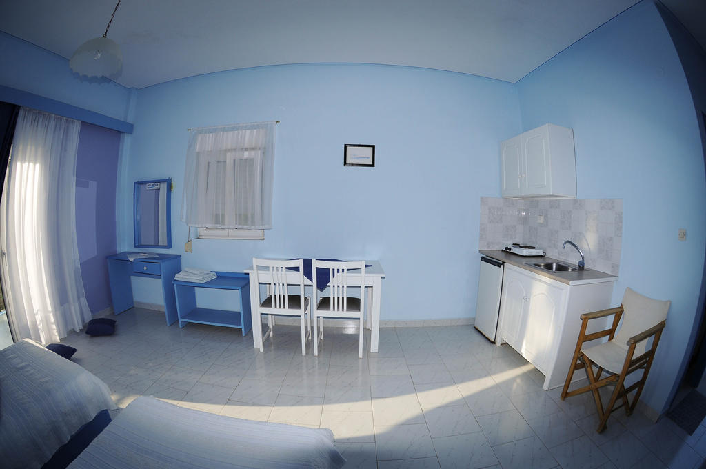 Efstathia Hotel Xirokambos  Bilik gambar